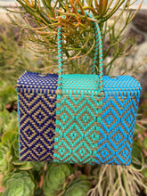 Load image into Gallery viewer, Mar y Tierra Picnic/Carry-all Basket