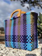 Load image into Gallery viewer, Aspic Madera Tote
