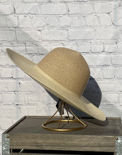 Load image into Gallery viewer, Women&#39;s Wide-Brim Beach Hat - Toast
