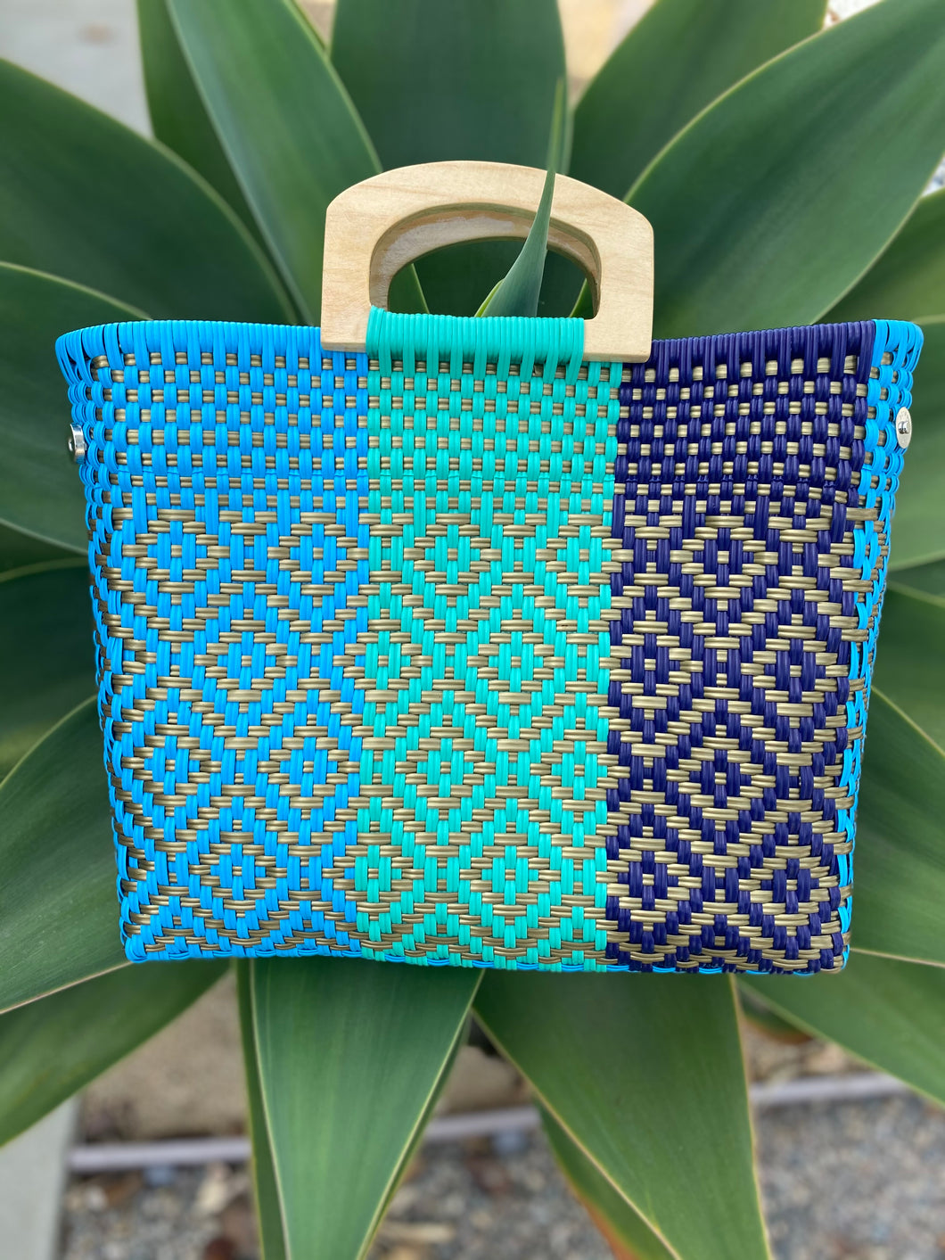 Mar y Tierra Madera Tote