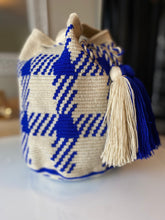 Load image into Gallery viewer, Wayuu Mochila Bag | Azúl Checkered
