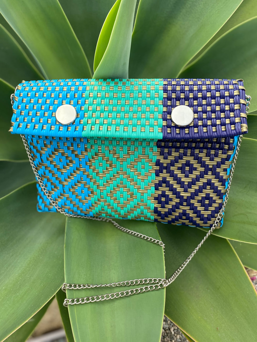 Mar y Tierra Clutch