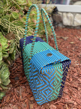 Load image into Gallery viewer, Mar y Tierra Picnic/Carry-all Basket
