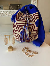 Load image into Gallery viewer, Wayuu Mochila Bag | Hex Azúl y Burgundy

