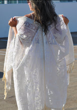 Load image into Gallery viewer, Velvet Tassel Kimono - Ivory
