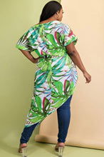 Load image into Gallery viewer, Tropical Chain Printed Tunic - Plus
